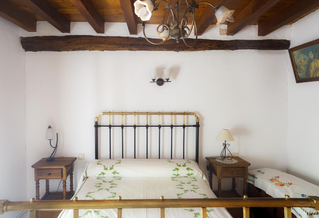La Casa Del Tio Venancio Guest House Caracenilla Cameră foto